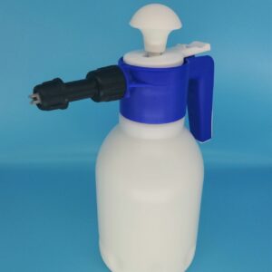 Pumphandsprühschaumgerät BCL®-Spraymatic-V2 hat ein Fassungsvermögen von 1500ml, zum Verschäumen von anwendungsfertigen chemischen Lösungen.Es sind keine Messingdüsen verbaut, die durch die Chemie angegriffen werden können, mit hochwertigen Viton Dichtungen.